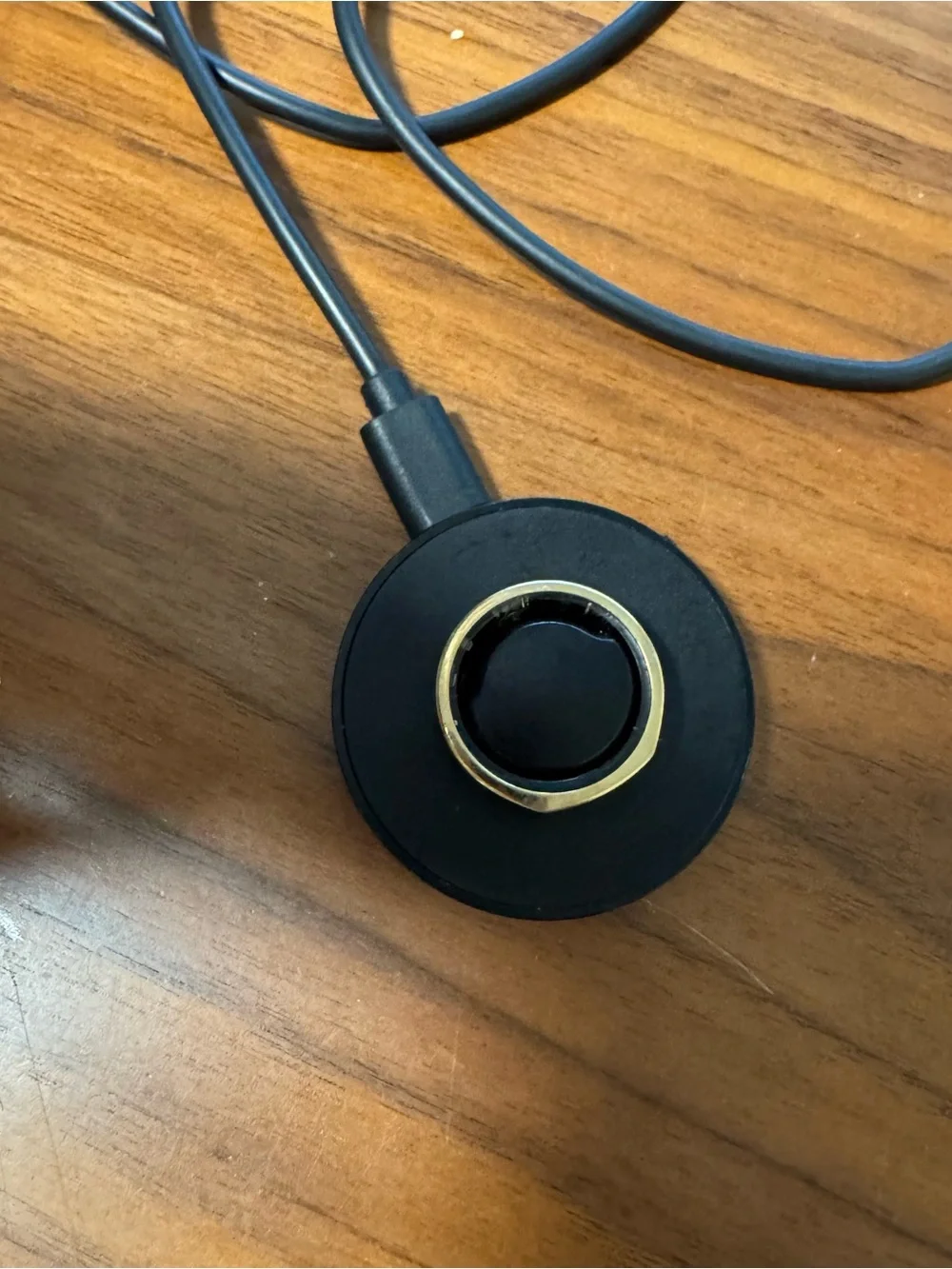 Oura Ring Heritage Gold Generation 3 size 9 with charger